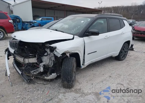 2025 Jeep Compass Limited 4X4 from USA, damaged, VIN 3C4NJDCN6ST537365